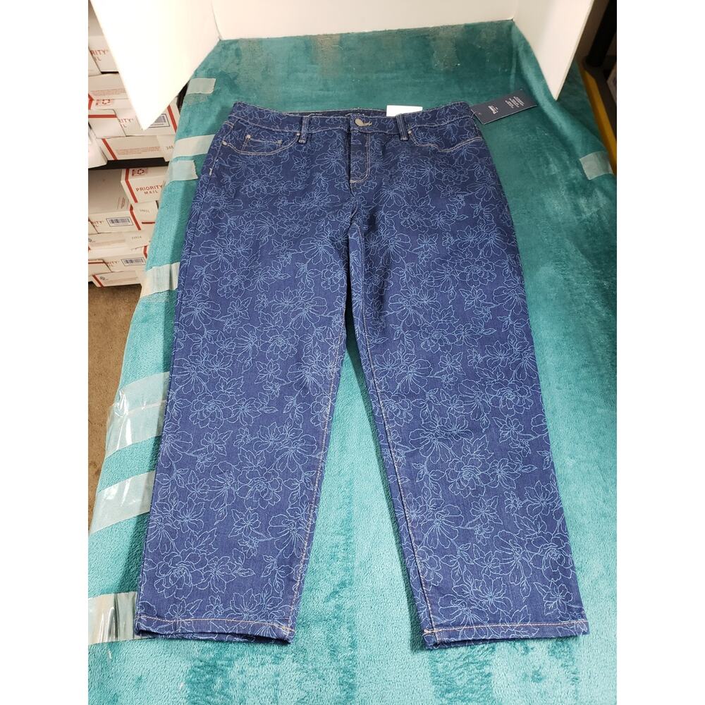 Charter Club Jeans Size 14 Womens Blue Mid Rise Pants Ladies Bristol Capri NWT - Picture 2 of 16